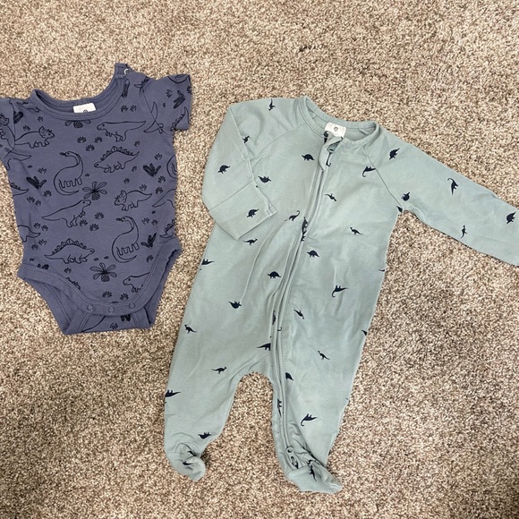 0-3 month | Onesie & Sleeper Set | Target Australia - Picture 1 of 2
